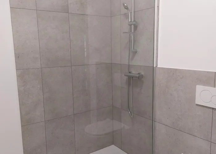 With A View * Dobravlje